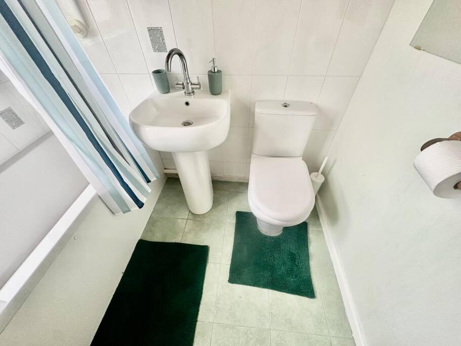 4 Bed House In Daneby Road,Se6 Villa Catford Exteriör bild